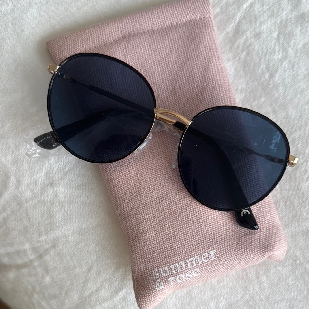 Summer & Rose Black Sunglasses